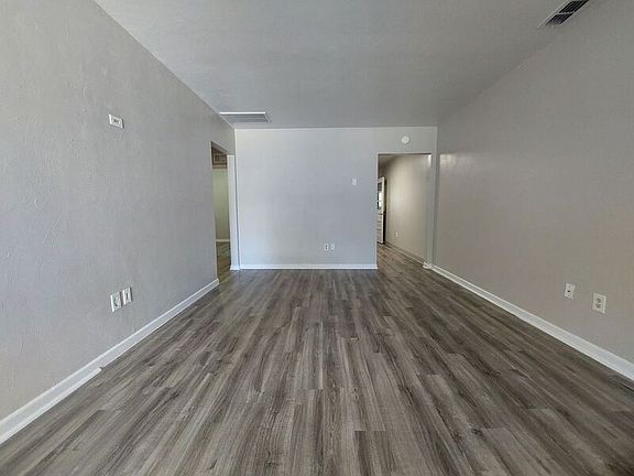 3rd image of 2109 King Ave