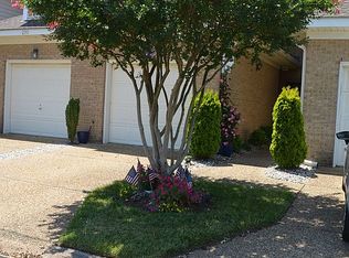 130 Genoa Dr, Hampton, VA 23664