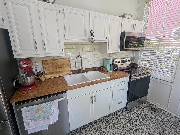 215 W Gwinnett St #2 — Photo 7