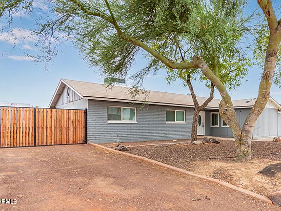 5th image of 8420 W LAS PALMARITAS Drive