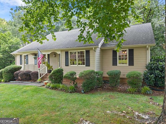 2nd image of 1155 Lakeridge Ct