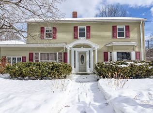 184 6th St, Auburn, ME 04210