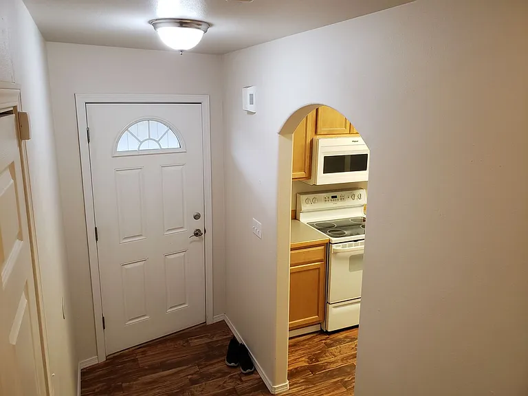 10953 Hannah Jane Pl — Photo 2