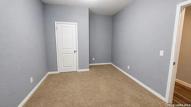 8607 Rock Mdw — Photo 27