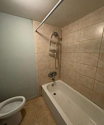 4th image of 4384 NW 9th Avenue #20-2f