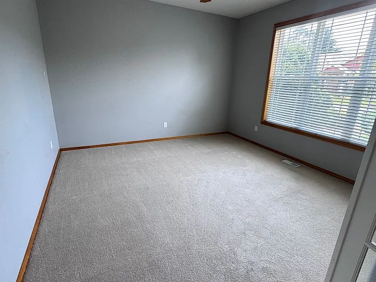 8909 Eagle Point Loop Rd SW — Photo 2