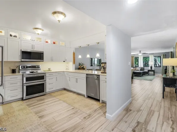 9901 Sunset Cove Ln APT 222, Fort Myers, FL 33919