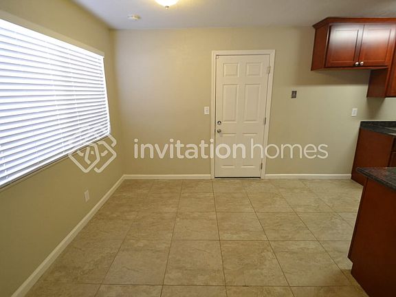 4th image of 355 Folsom Dr
