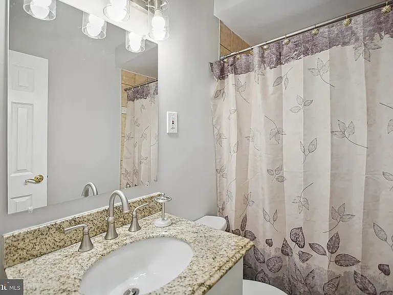 116 Lee Ave #104 — Photo 3