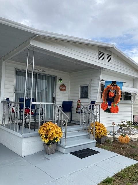 1st image of 1105 49TH AVENUE DRIVE W