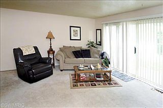4th image of 10063 Pepperell Ct