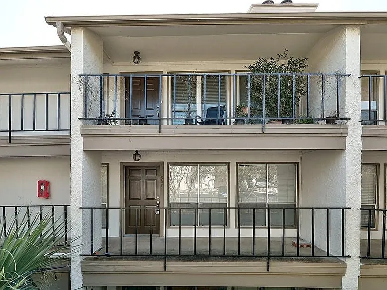 6910 Hart Ln #907 — Photo 3