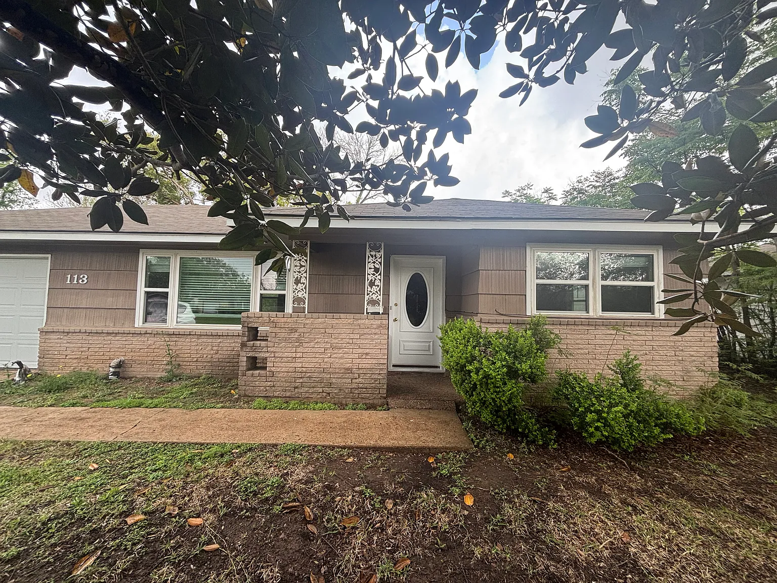 3 bed, 1268 sqft, $1,750 — Photo 1