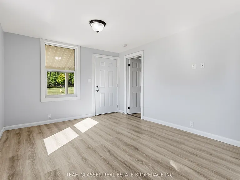 34 Broadway St — Photo 8