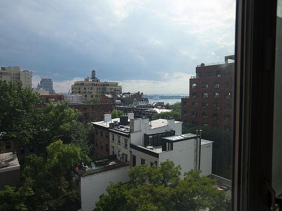 5th image of 107 Columbia Hts APT 7H