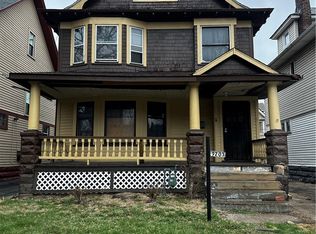 9203 Columbia Ave, Cleveland, OH