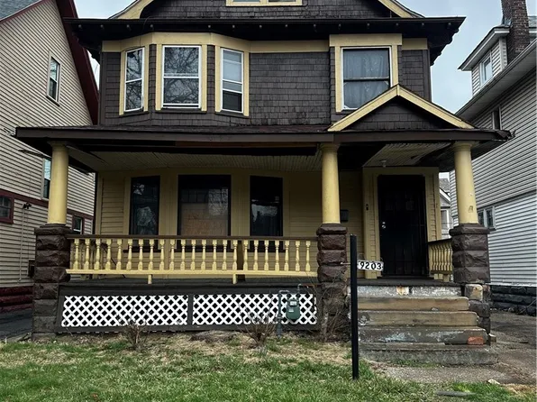 9203 Columbia Ave, Cleveland, OH 44108