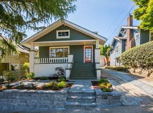 2215 E Calhoun St, Seattle, WA 98112