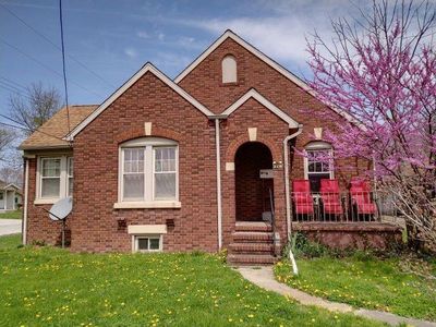 210 W Eiche Ave, Effingham, IL, 62401