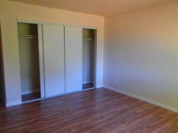 5th image of 410 Washington St APT B