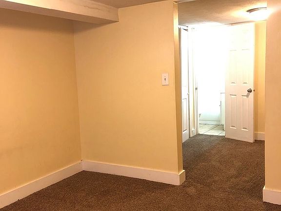 4th image of 411 N 49th St #7