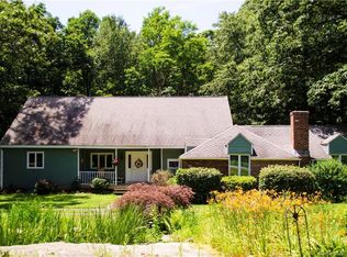 11 Bogue Ln, East Haddam, CT 06423