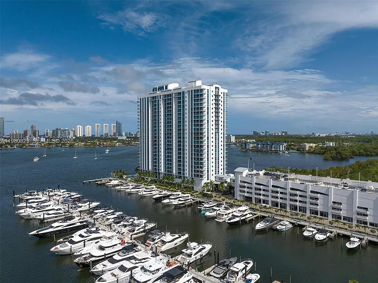 17111 Biscayne Blvd #207 — Photo 49