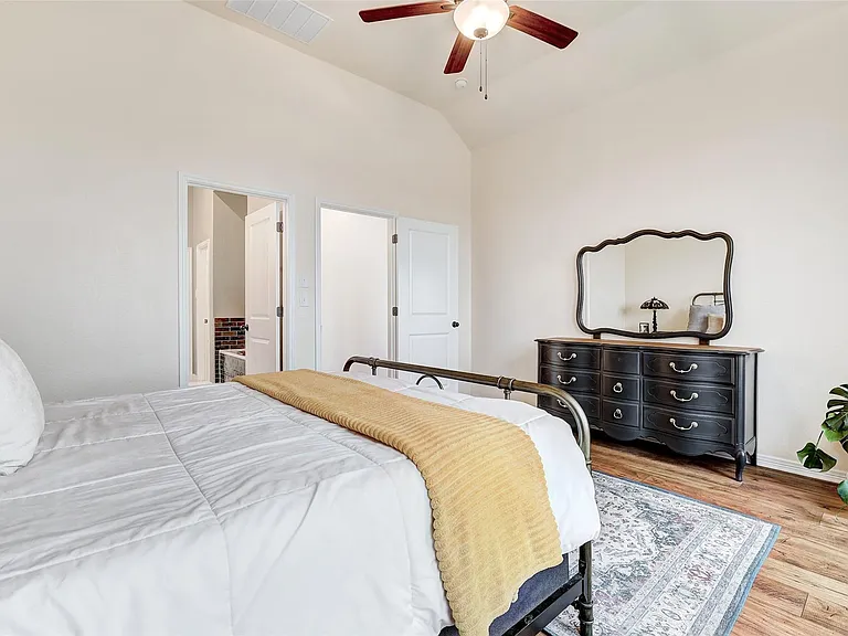 1117 Spring Gulch Ln — Photo 22