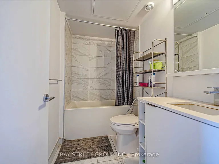 85 Wood St #Penthouse 07 — Photo 21
