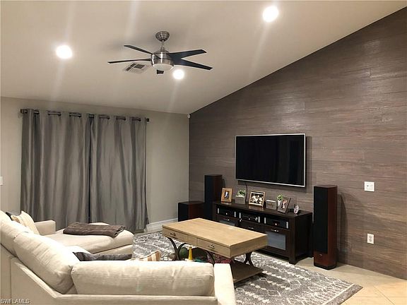 3rd image of 1120 Angelo Ave