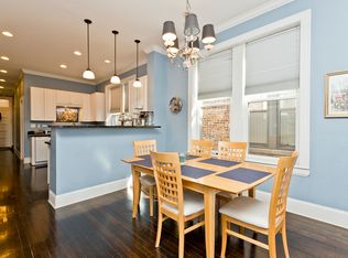 1037 S Racine Ave #1, Chicago, IL 60607