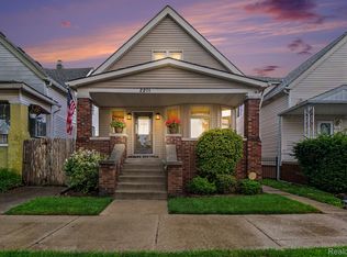 2201 Trowbridge St, Hamtramck, MI 48212