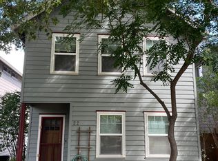 22 Logan Way, Talent, OR 97540