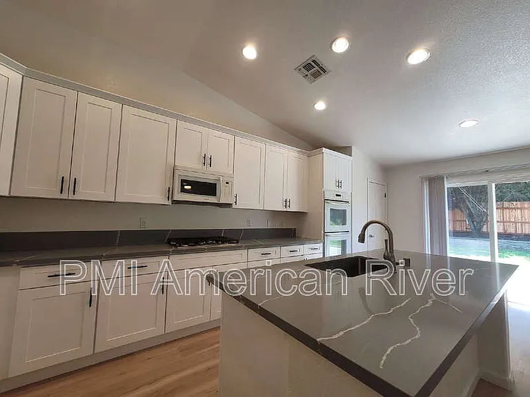4405 Dusham Cir — Photo 5