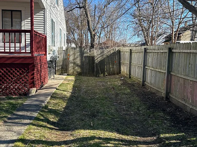 14 Gerdon — Photo 2
