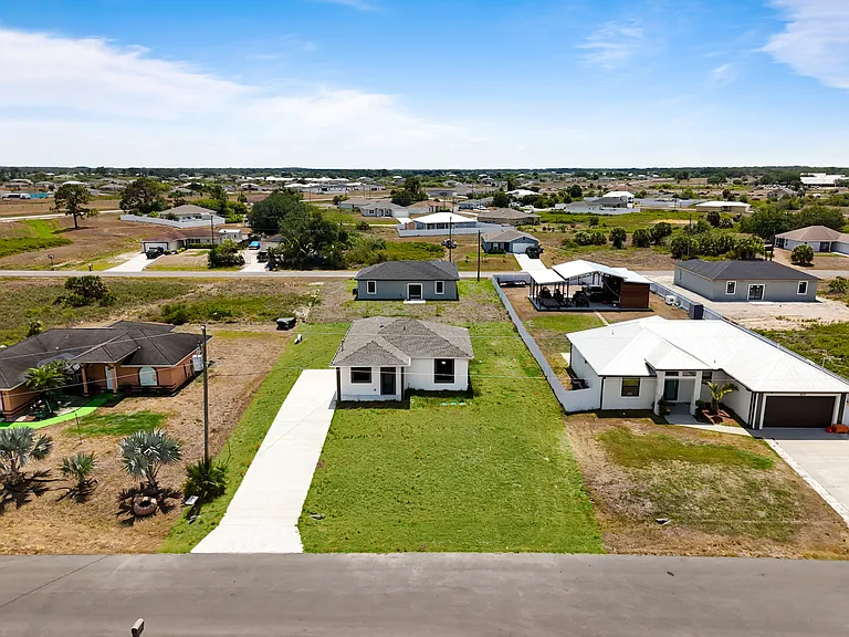 8014 Mangrove Cir — Photo 18