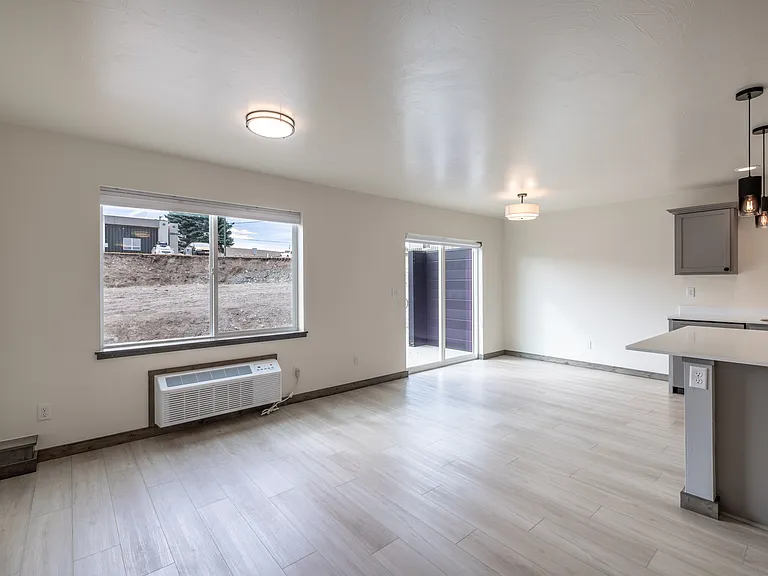 3384 Crosswind Ct — Photo 11