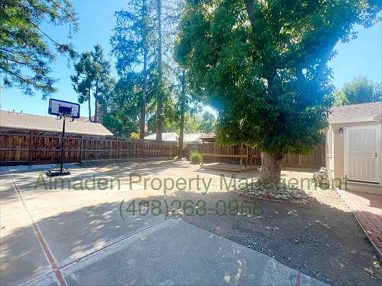 656 Curtner Ave — Photo 6