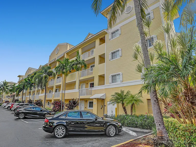 1501 E Broward Blvd #804 — Photo 49