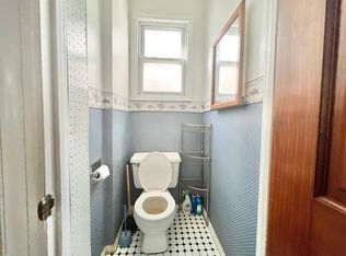 4618 189th St, Flushing, NY 11358