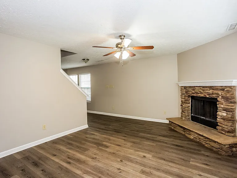 4226 Kellybrook Dr — Photo 6