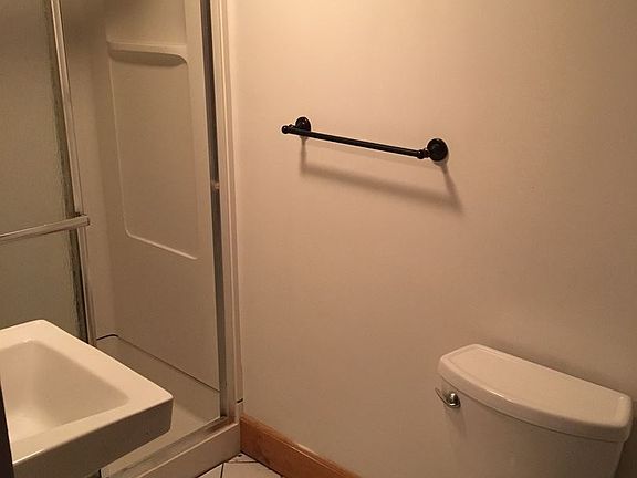 5th image of 802 E Jefferson St APT 05