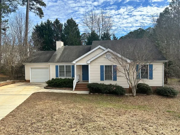 6004 Sweden Dr, Raleigh, NC 27612