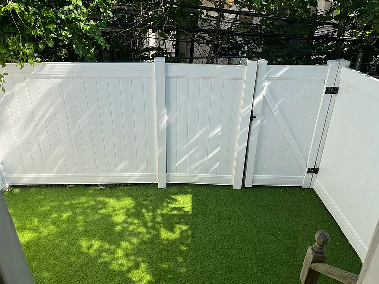4039 Green St #1 — Photo 9