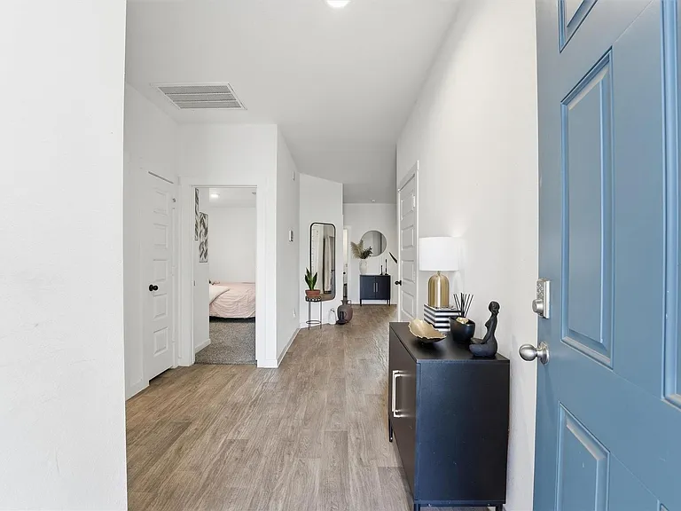 3815 Haydon Ridge Ln — Photo 3