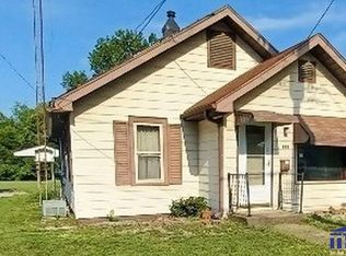 236 S McCammon St, Sullivan, IN 47882