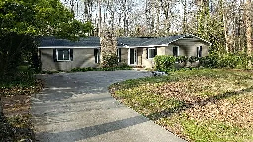 309 Seabury Dr