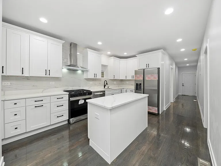 1010 S Mason Ave — Photo 12