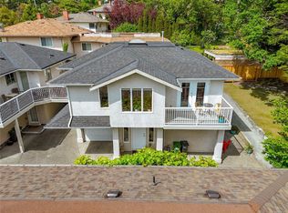 2651 Capital Hts, Victoria, BC V8T3M1