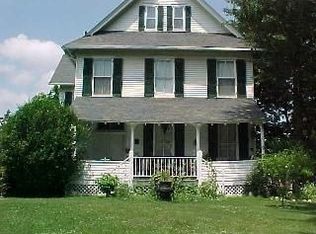 4 Van Wyck Ln, Wappingers Falls, NY 12590